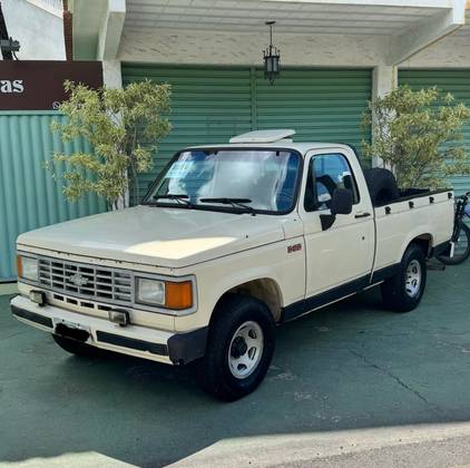 CHEVROLET D20 4.0 CUSTOM DE LUXE CS 8V DIESEL 2P MANUAL